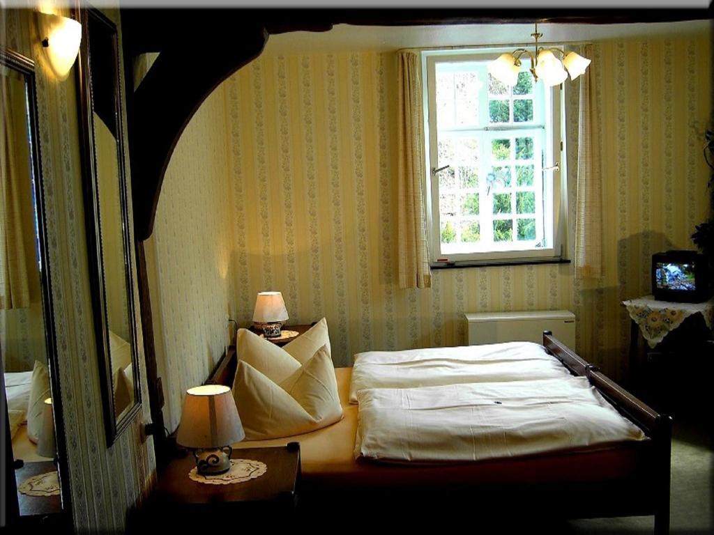 Hotel Graf Rolshausen Monschau Zimmer foto